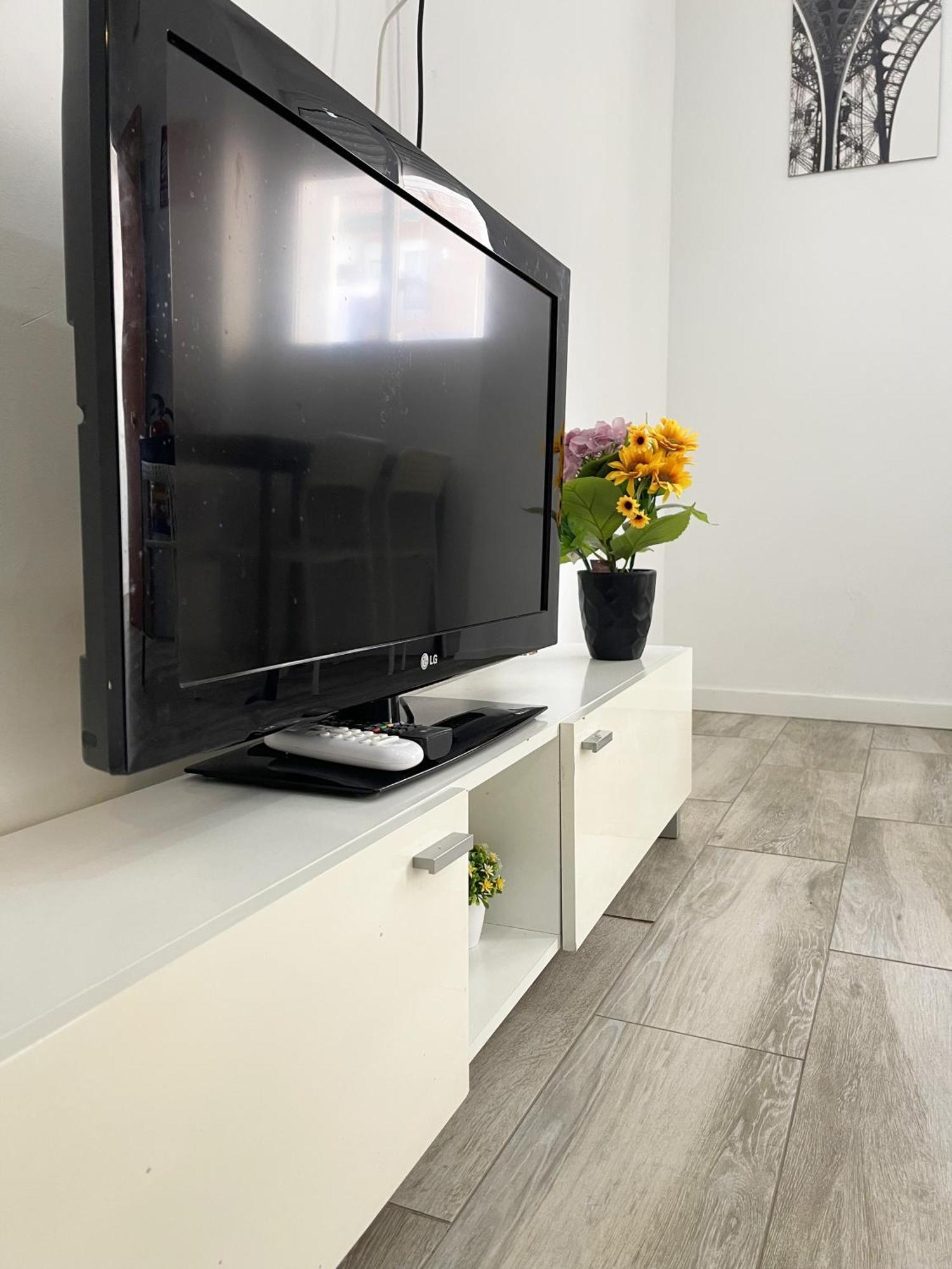 Relax Apartaments 1Min Metro Мадрид Экстерьер фото